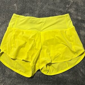 Lululemon shorts !!